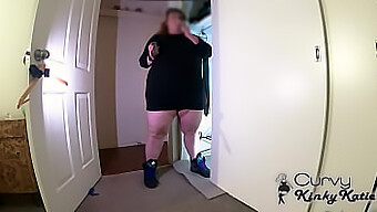 Thick And Dirty: Curvy Milf Gets Dirty In Her Closet